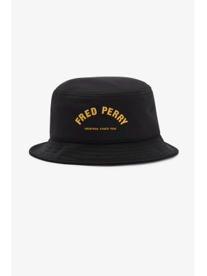 FRED PERRY ARCH BRANDED BUCKET HAT