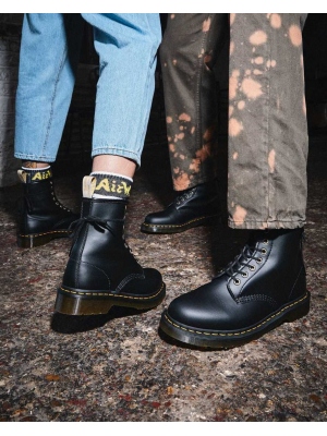 DR.MARTENS 8 EYE 1460 VEGAN BLACK RUB OF