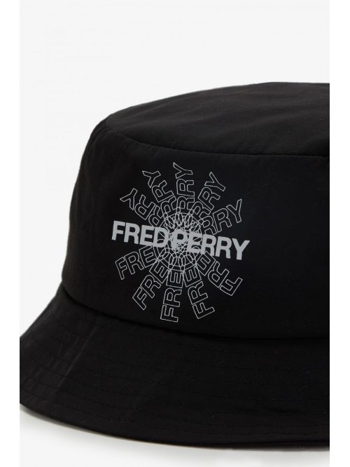 FRED PERRY GRAPHIC PRINT BUCKET HAT