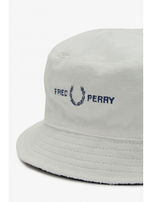 FRED PERRY REVERSIBLE BUCKET HAT