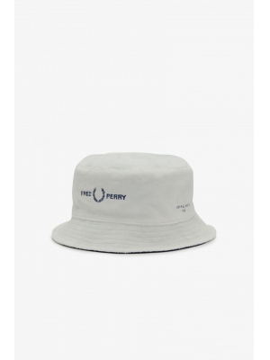 FRED PERRY REVERSIBLE BUCKET HAT